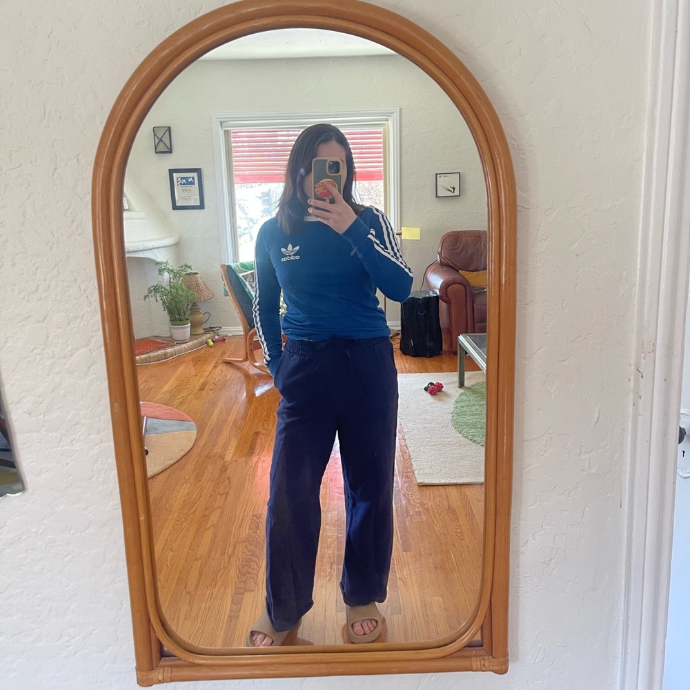 DEACTIVATING IN ONE MONTH :) NLT straight leg sweatpant